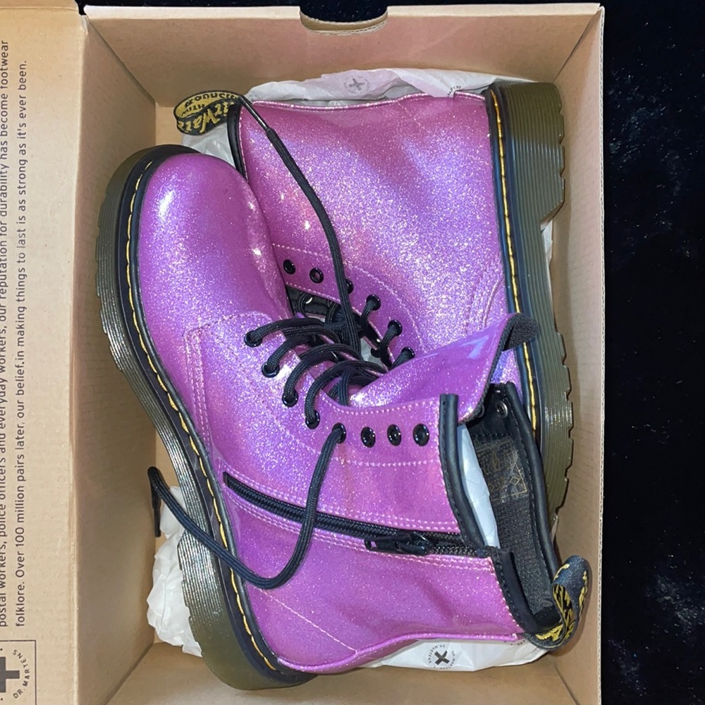 Girls Dr. Marten’s new never worn in original box